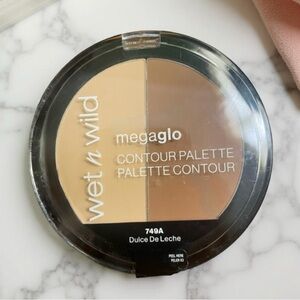 Wet n Wild Megaglo Contour Palette 🎉
